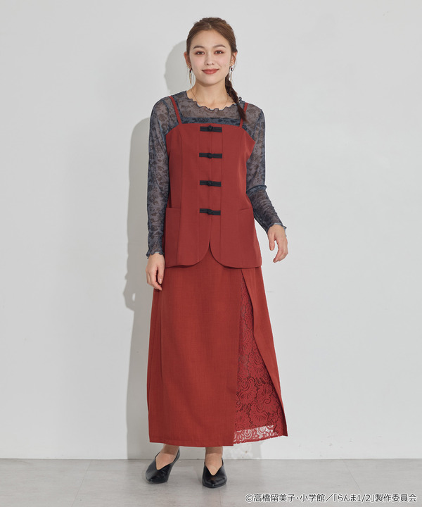 TVアニメ『らんま1/2』× earth music＆ecology Japan Label「チャイナスカート」ボルドー　着用イメージ（C）高橋留美子・小学館/「らんま1/2」製作委員会