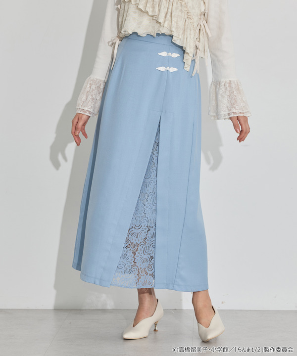 TVアニメ『らんま1/2』× earth music＆ecology Japan Label「チャイナスカート」ライトブルー　着用イメージ（C）高橋留美子・小学館/「らんま1/2」製作委員会