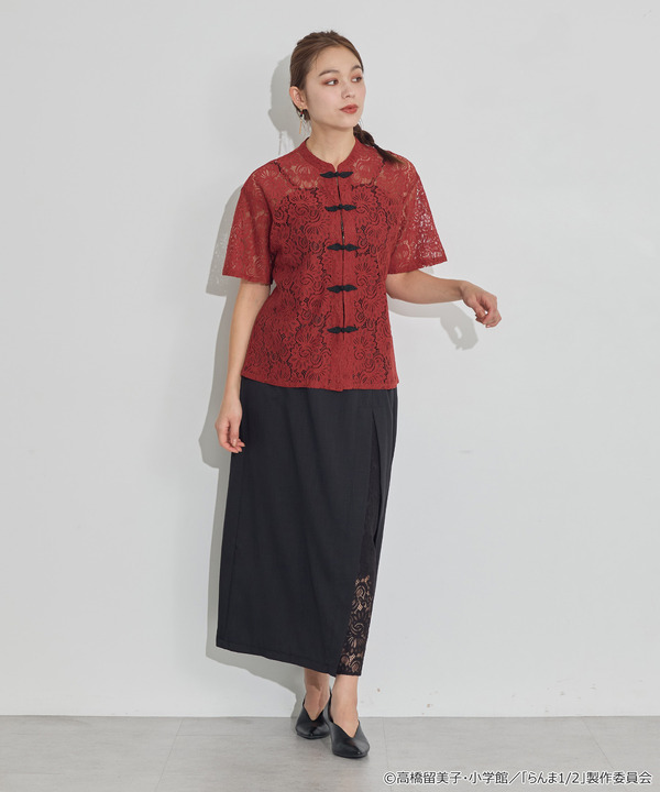 TVアニメ『らんま1/2』× earth music＆ecology Japan Label「チャイナレースシャツ」ボルドー　着用イメージ（C）高橋留美子・小学館/「らんま1/2」製作委員会