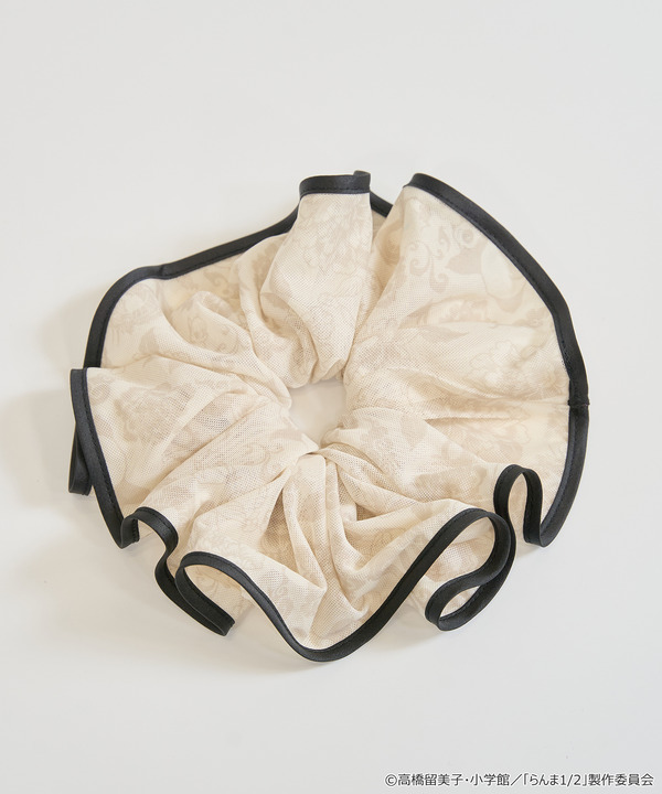 TVアニメ『らんま1/2』× earth music＆ecology Japan Label「ビッグシュシュ」アイボリー（C）高橋留美子・小学館/「らんま1/2」製作委員会