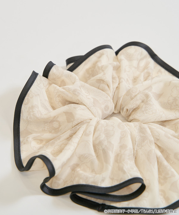 TVアニメ『らんま1/2』× earth music＆ecology Japan Label「ビッグシュシュ」アイボリー（C）高橋留美子・小学館/「らんま1/2」製作委員会