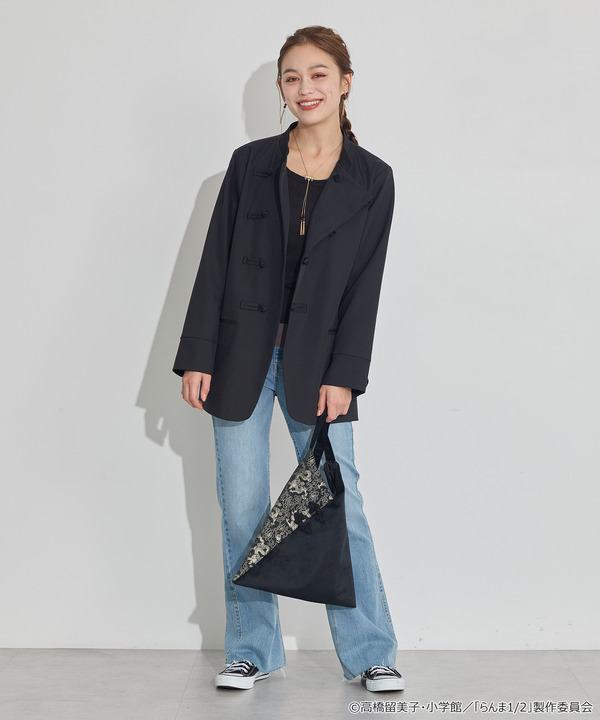 TVアニメ『らんま1/2』× earth music＆ecology Japan Label「チャイナトートバッグ」ブラック　使用イメージ（C）高橋留美子・小学館/「らんま1/2」製作委員会