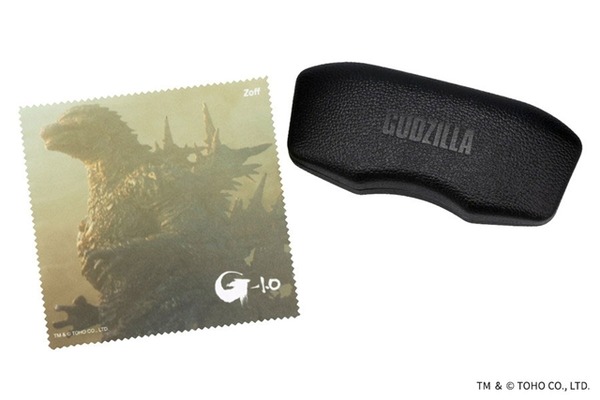 付属品（オリジナルケース・メガネ拭き）