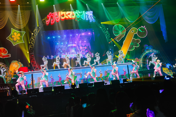 超人的シェアハウスストーリー『カリスマ』ライブツアー「カリスマガンボツアー」レポート／Photo by江藤はんな