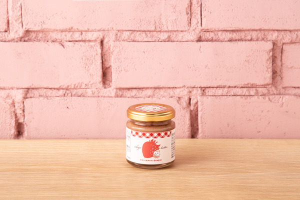 ジャム（ちいかわのいちごバター）　　税込950円