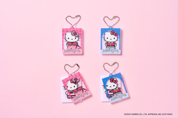 2 枚組アクリルキーホルダー（全2種）