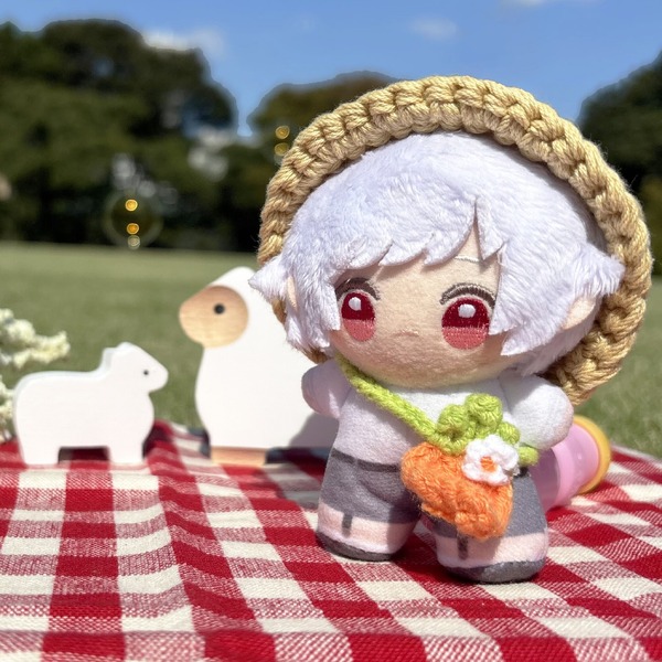 自立するからどこでも飾れる！