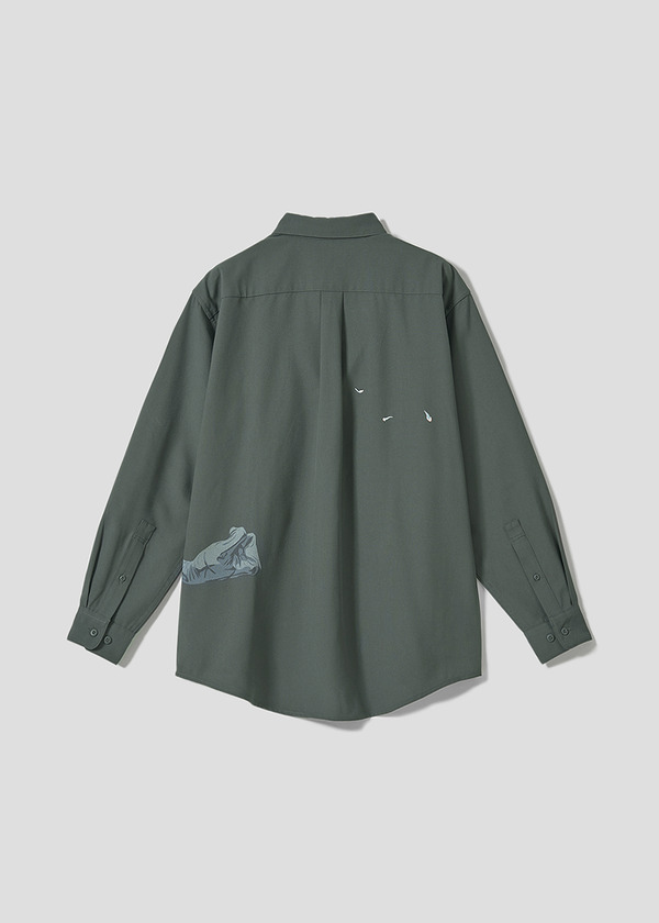 アニメ『チェンソーマン』×グラニフ「easy revenge！｜ルーズシャツ」背面