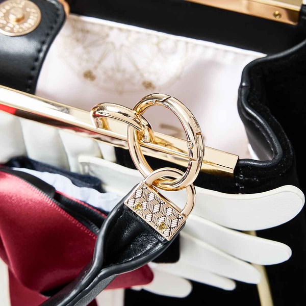 カードキャプターさくらアイコニック ショルダーバッグ ～クリアカード編～ アカデミック・ノクターン[BK]