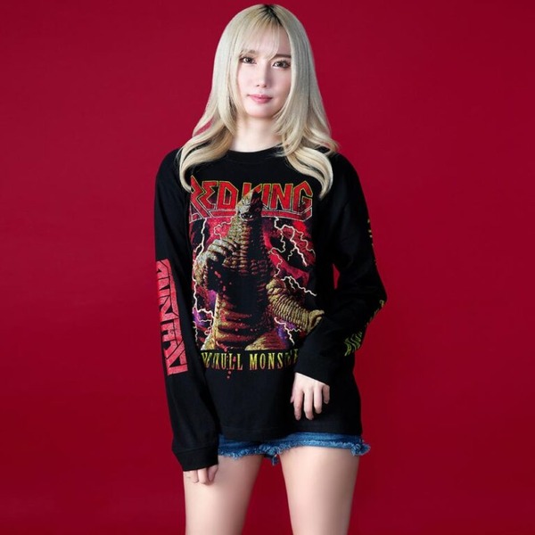 ウルトラマン/レッドキング ロングスリーブTシャツ 墓場のメタルシャツシリーズ/ 7,700円(税込)