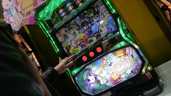 ブシロードが「ラブライブ！スクールアイドルコレクション」を引っさげてAnimeJapan2016に