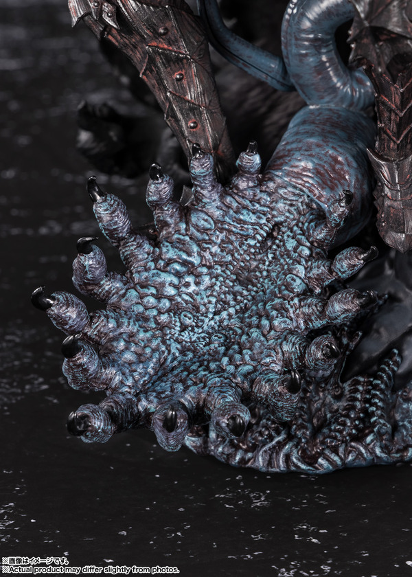 Figuarts Zero Touche Métallique「ガッツ（狂戦士の甲冑）」