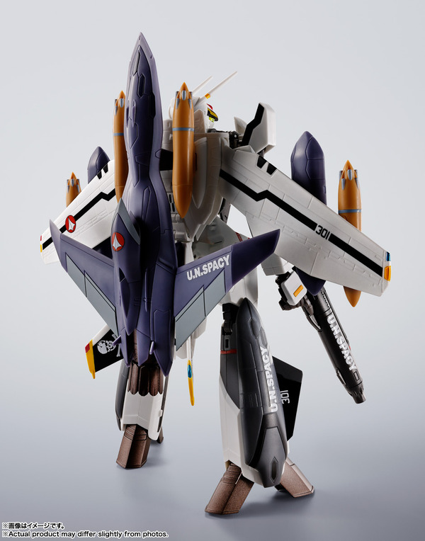 HI-METAL R　VF-0Sフェニックス(ロイ・フォッカー機) ＋ QF-2200D-B ゴースト