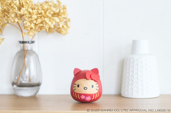 ハローキティ 木製だるま