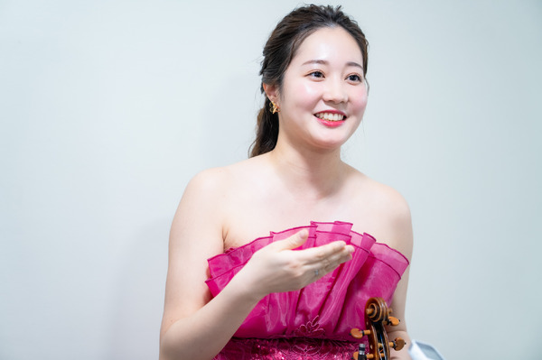 ヴァイオリニスト山田友里恵