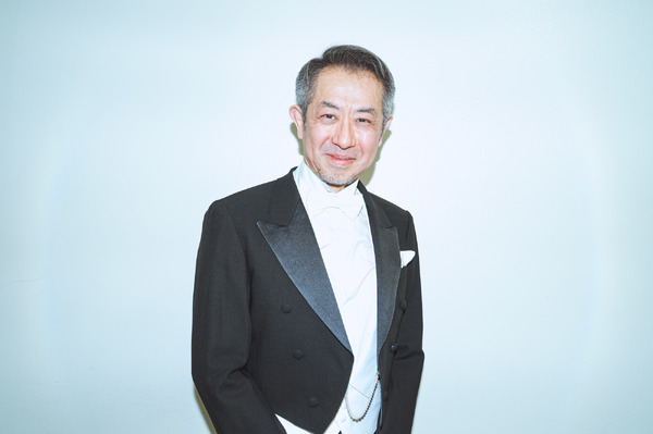 指揮者キンボー・イシイ