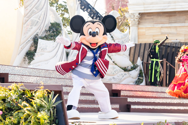 テーマは世界のダンスと音楽の祭典！シーの新ステージショー「ダンス・ザ・グローブ！」お披露目