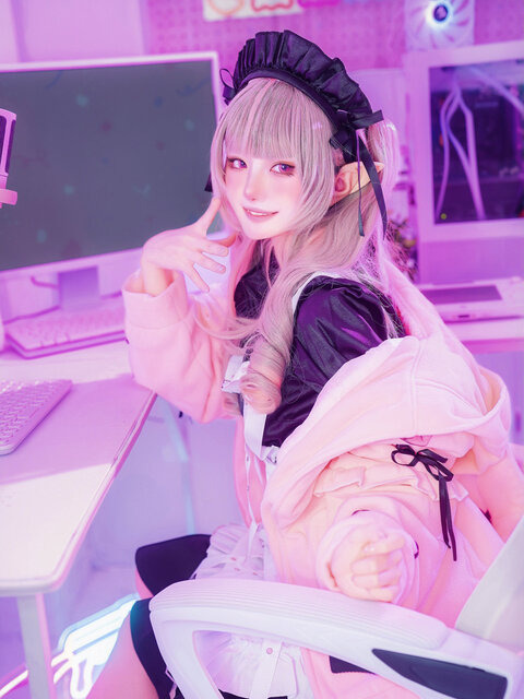 百瀬サク（X：@ouran_sakura__）