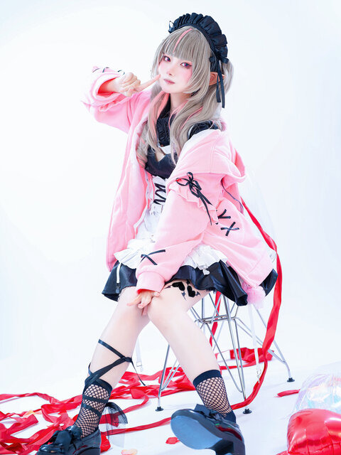 百瀬サク（X：@ouran_sakura__）