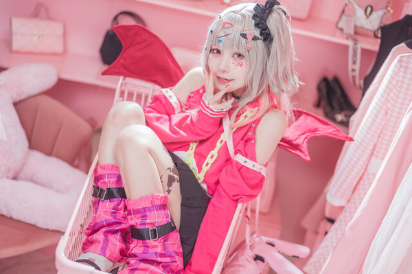 菜柚（X：@n_ay_u）、撮影：ひみ（X：@himi_pi）