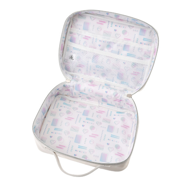 バニティポーチ　4,200円