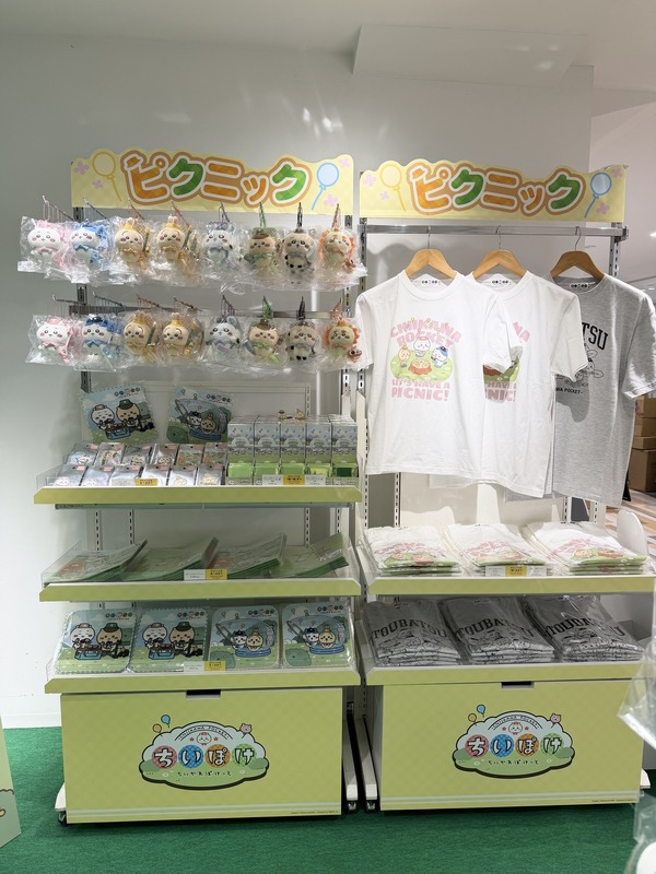 『ちいぽけ』初公式グッズ発売ポップアップイベント初日の様子