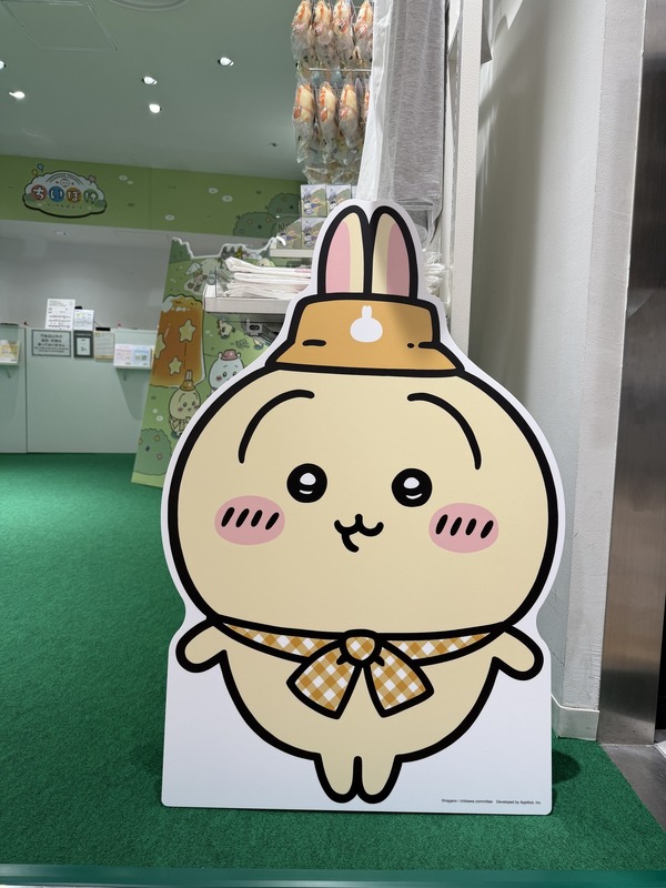 『ちいぽけ』初公式グッズ発売ポップアップイベント初日の様子