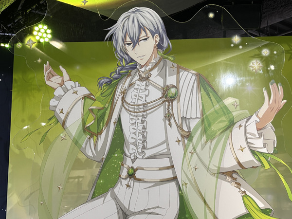 「『16 STAR SIGNS』2025 Birthday Store」