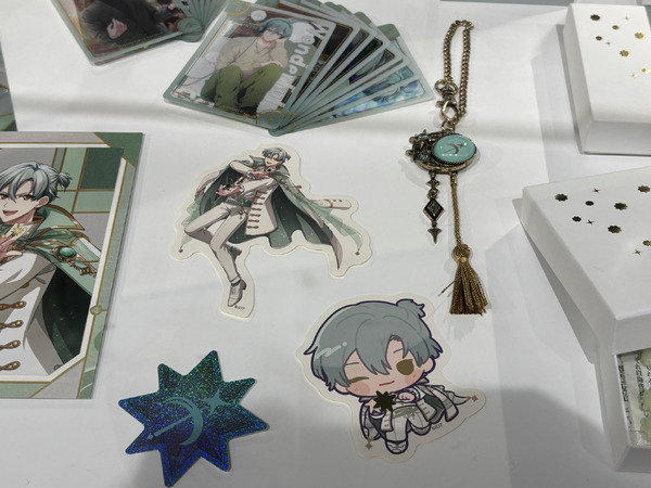 「『16 STAR SIGNS』2025 Birthday Store」