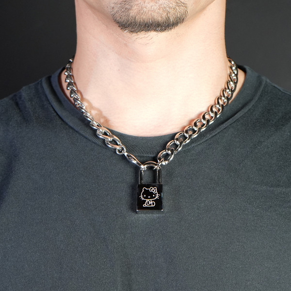 HELLO KITTY　南京錠ネックレス