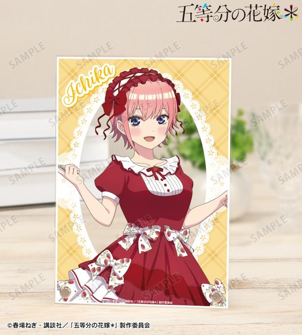 TVスペシャルアニメ『五等分の花嫁＊』描き下ろし 中野一花 ショートケーキイメージコーデver. A5アクリルパネル　使用イメージ