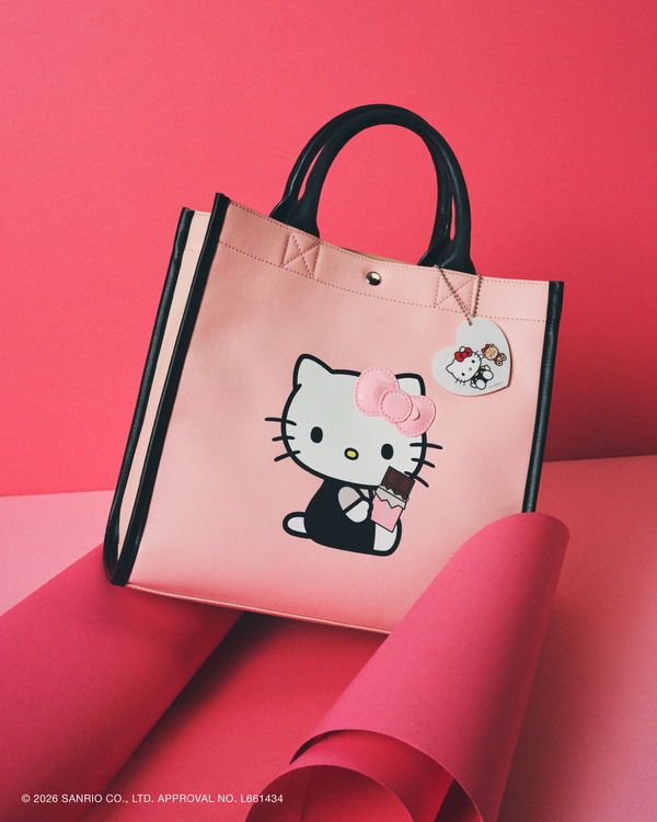 HELLO KITTY × ROPE' PICNIC「アクリルチャーム付きトートバッグ」