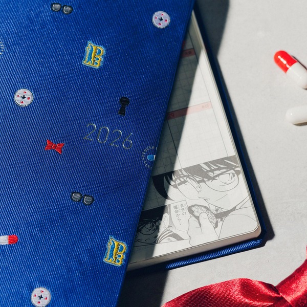 『名探偵コナン』特別版weeks / コナンモチーフ 3,850円(税込)