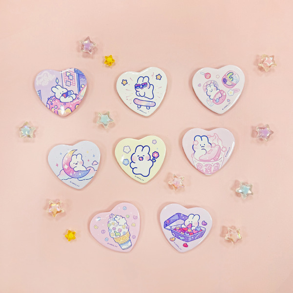 トレーディングハート型缶バッジ<8>　各660円【ランダム商品・全8種】