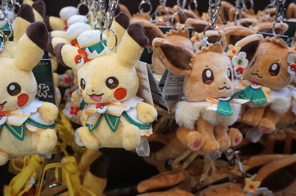 大きめなぬいぐるみキーホルダー