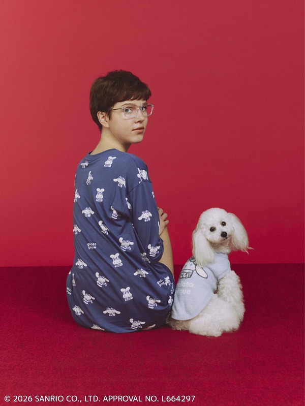 【レディース】総柄ロングTシャツ（左）【CAT＆DOG】スムーズィープルオーバー（右）