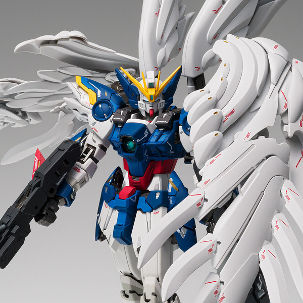 「GUNDAM FIX FIGURATION METAL COMPOSITE ウイングガンダムゼロ（EW版） Noble Color Ver.」