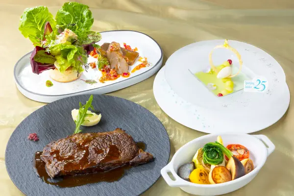 エンパイア・グリル（カリフォルニア料理）エンパイア・グリル・シグネチャーディナー （オリジナルチャーム付き）