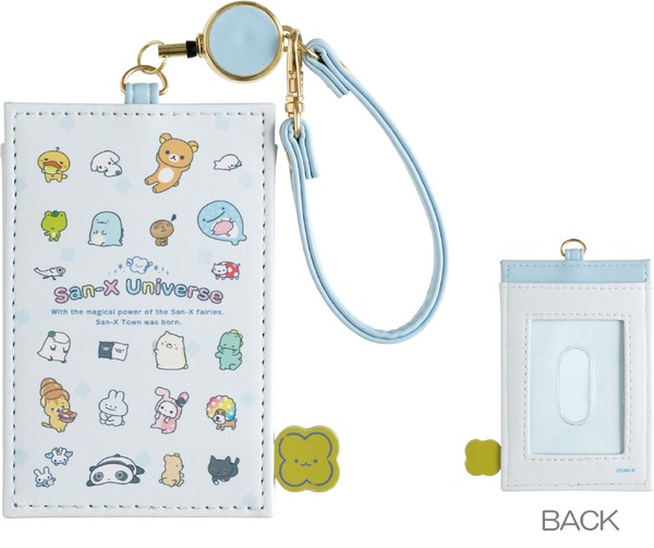 リール付パスケース（1,870円※税込）：合皮製