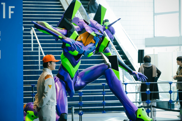 「EVA EXTRA 30」展示エリア＆出展ブース