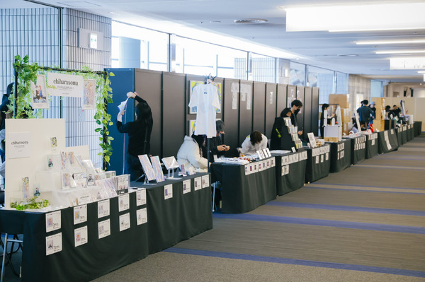 「EVA EXTRA 30」展示エリア＆出展ブース