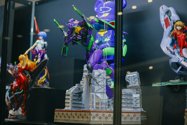 「EVA EXTRA 30」展示エリア＆出展ブース