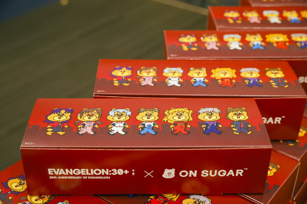 「EVA EXTRA 30」展示エリア＆出展ブース