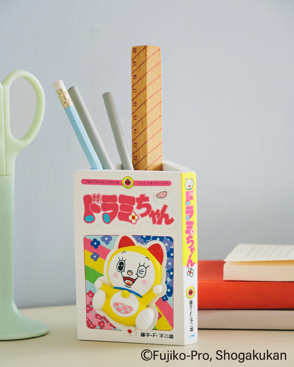 studio CLIP「コミックマルチスタンド」使用イメージ