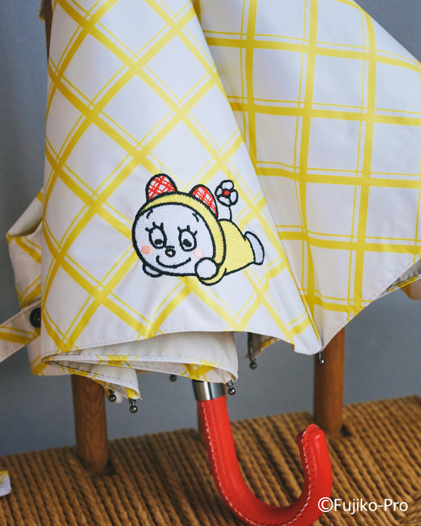 studio CLIP「刺繍ミニ日傘」使用イメージ