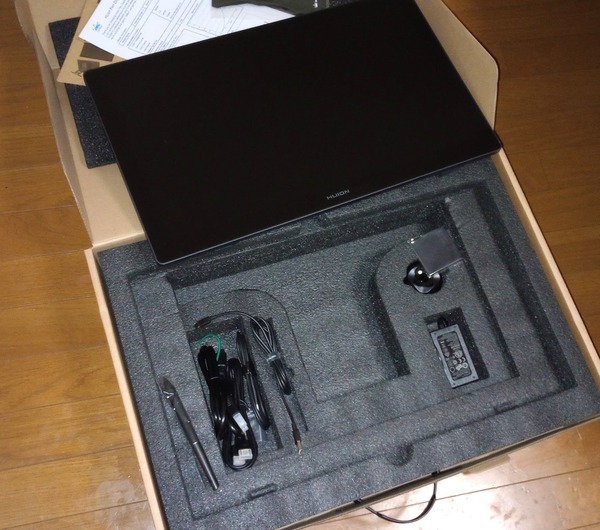 プロの現場でも十分通用する21.5インチの新型エントリー液タブ「Kamvas 22(Gen3)」―現役漫画家が実戦投入して感じた大画面の利点