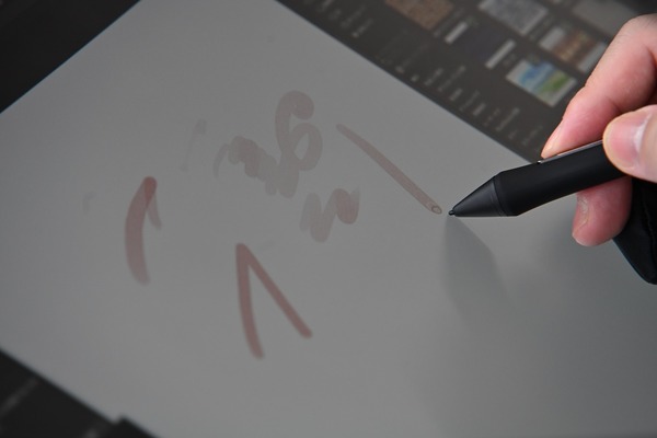 プロの現場でも十分通用する21.5インチの新型エントリー液タブ「Kamvas 22(Gen3)」―現役漫画家が実戦投入して感じた大画面の利点