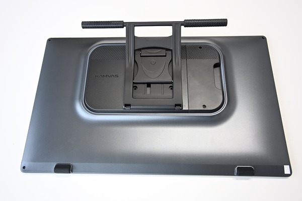 プロの現場でも十分通用する21.5インチの新型エントリー液タブ「Kamvas 22(Gen3)」―現役漫画家が実戦投入して感じた大画面の利点