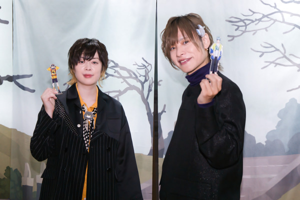 市川蒼、岡本信彦