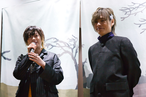 市川蒼、岡本信彦